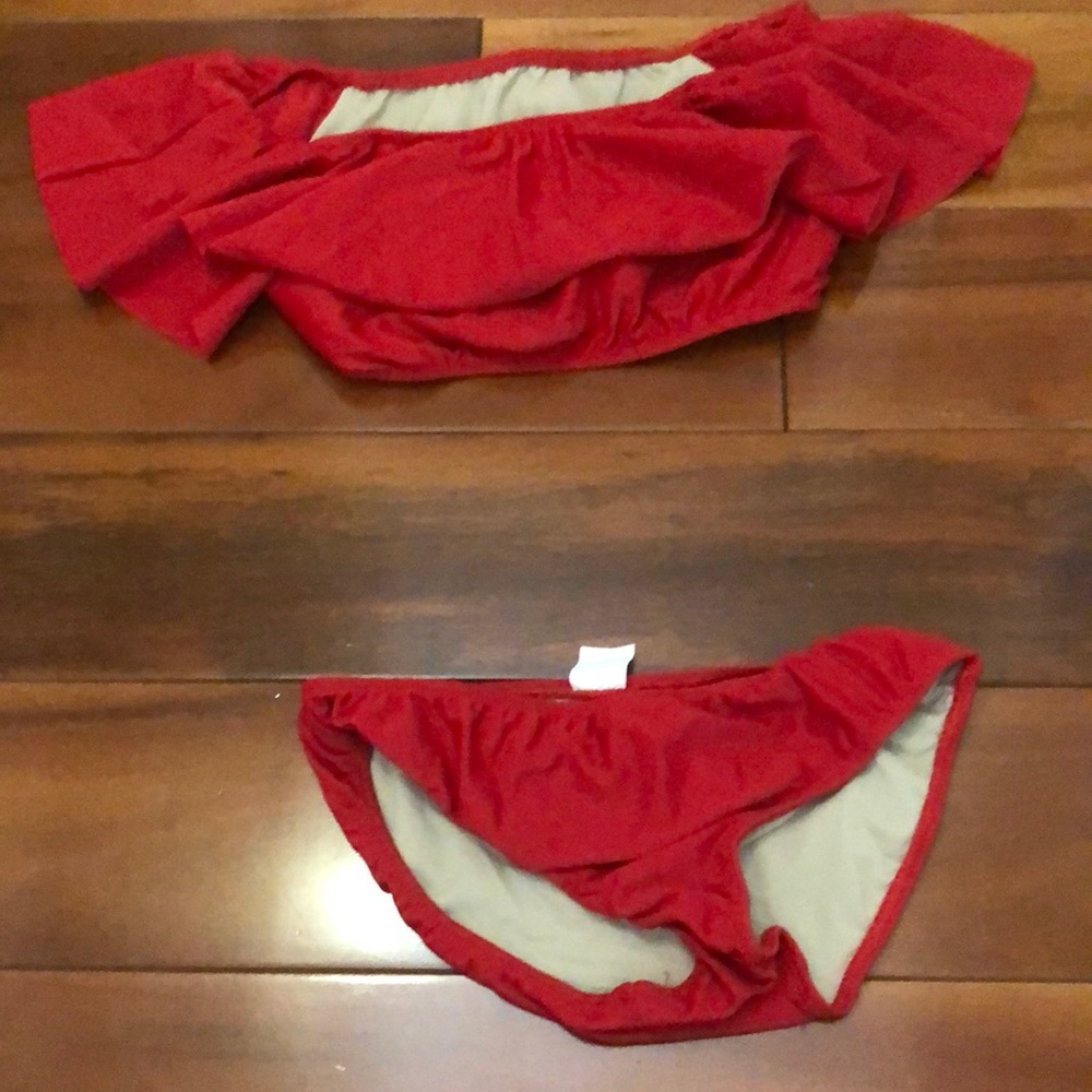 Kids red off the shoulder bikini❣️